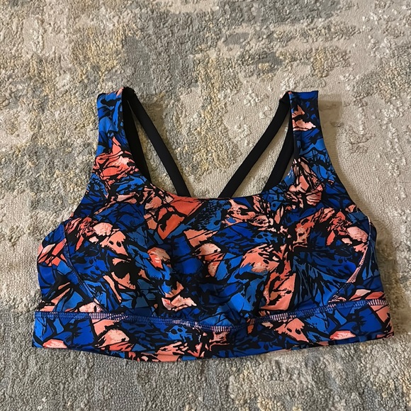 Lululemon Athletica Bra - Picture 1 of 2